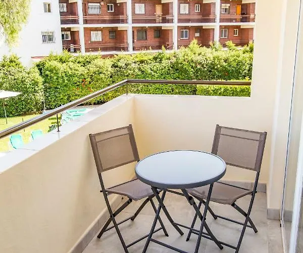 New Near The & Train Station In Club Playa Flores Appartement Torremolinos